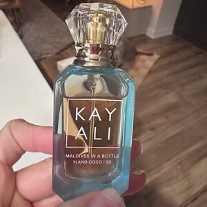 KAYALI MALDIVES IN A BOTTLE Ylang Coco | 20 Eau de Parfum
